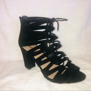 Madden Inc Black Bardot Gladiator Heels Size 7.5